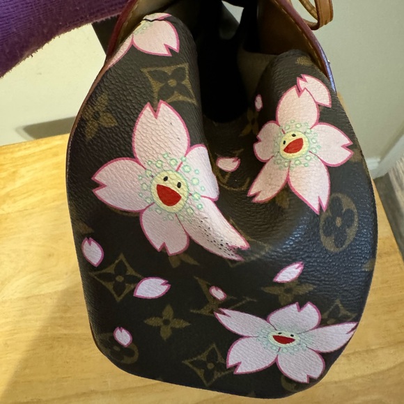 Louie Vuitton Cherry Blossom Retro - Picture 5 of 14